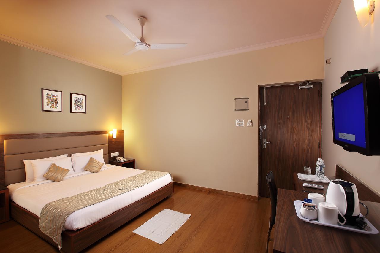 เดอะ ฮาวายอิ คอมฟอร์ต Hotel ปณชี ภายนอก รูปภาพ