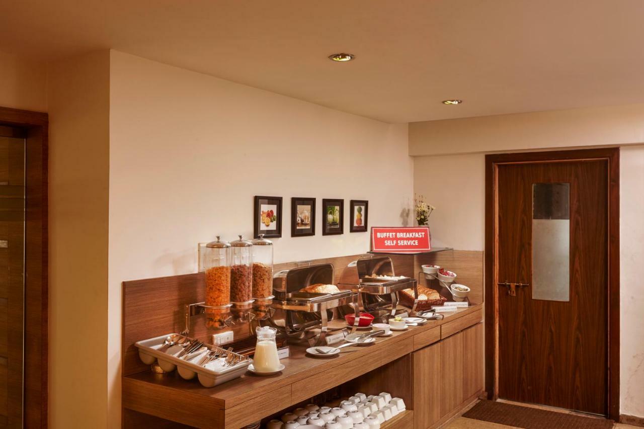 เดอะ ฮาวายอิ คอมฟอร์ต Hotel ปณชี ภายนอก รูปภาพ